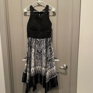 Elegant Melrose Black and White Midi Dress Size 14